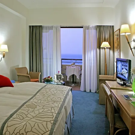Amus & 5* Ixia (Rhodes)